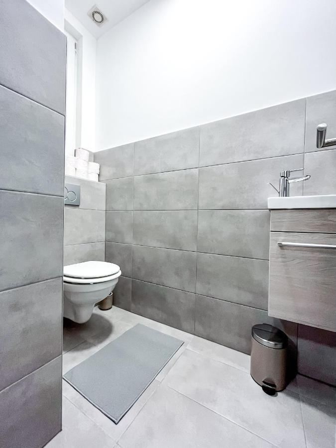 T32 Central Modern Suites Budapeşte Dış mekan fotoğraf